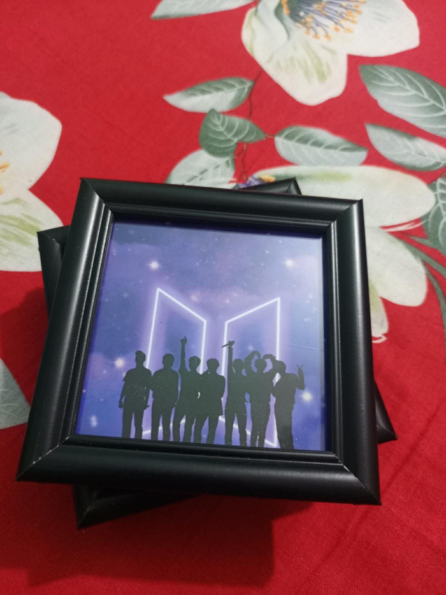 BTS Mini Ramdom Photo Frame – 4×4 Inch Cute K-Pop Desk Frame - Image 2