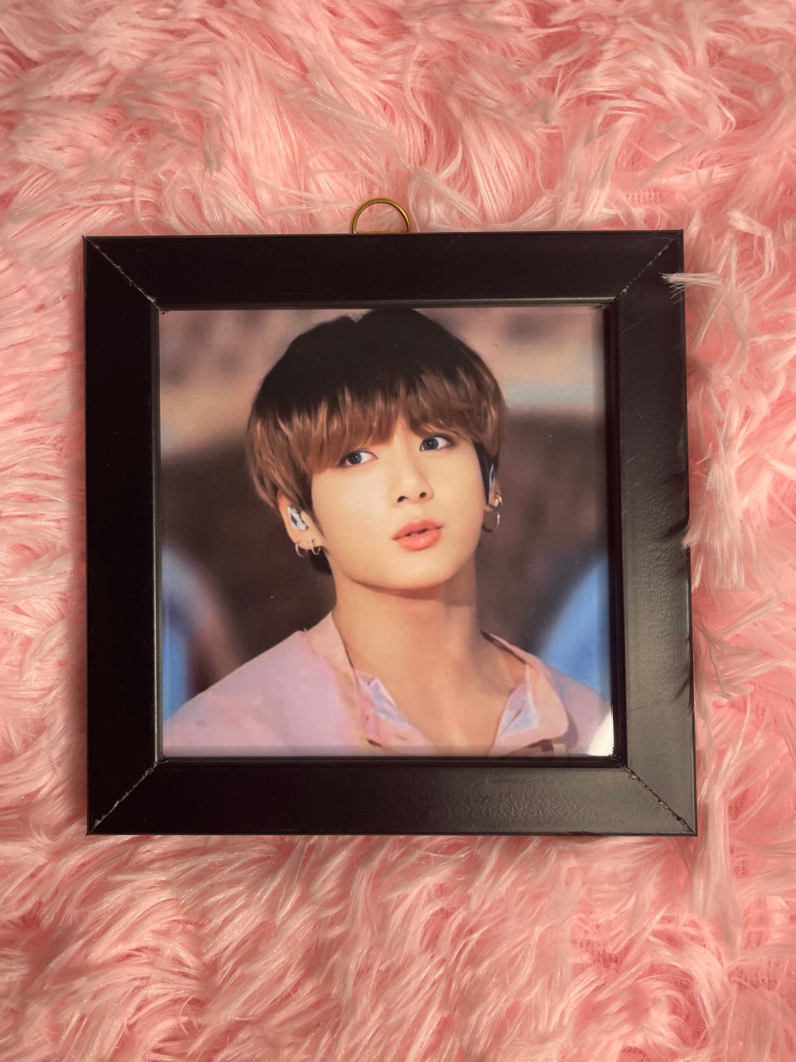 BTS Mini Ramdom Photo Frame – 4×4 Inch Cute K-Pop Desk Frame